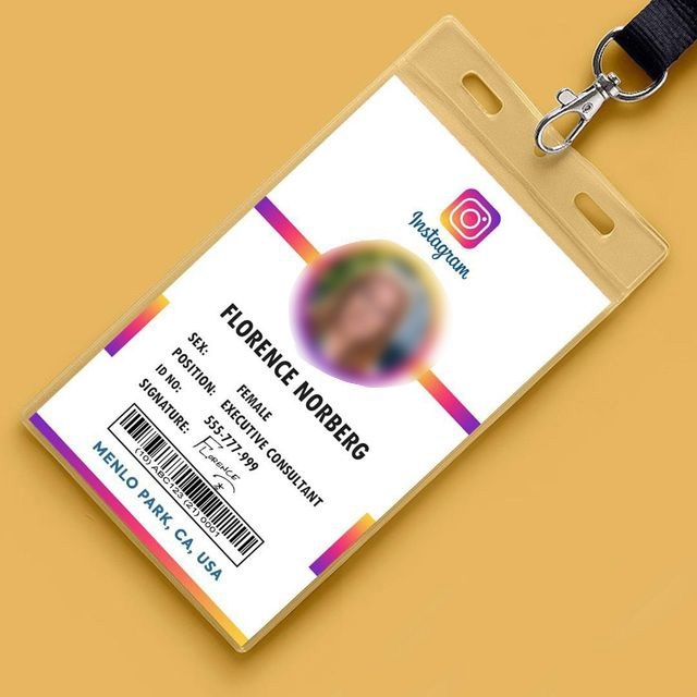 送られてきたIDカード